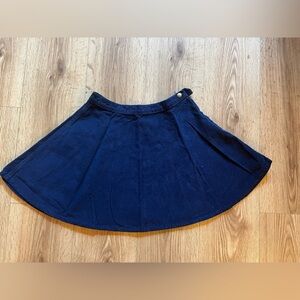 American Apparel navy blue corduroy skater skirt ￼size Medium